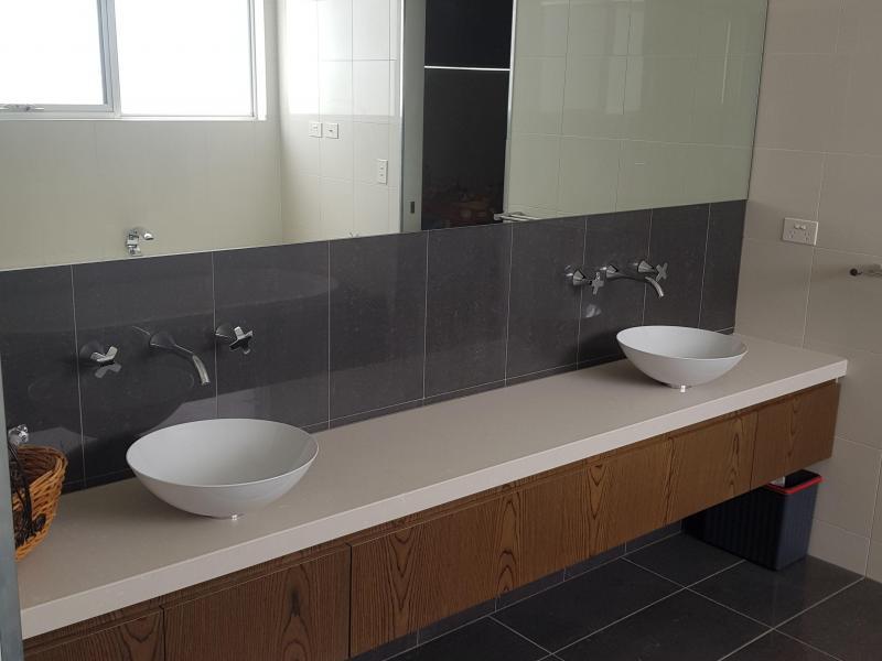 South Kingsville, VIC - $270