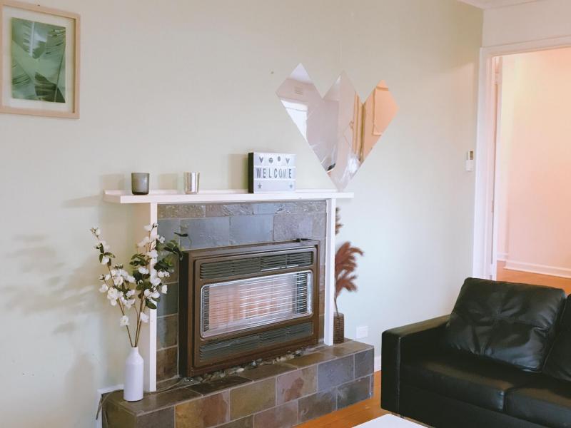 Box Hill, VIC - $310