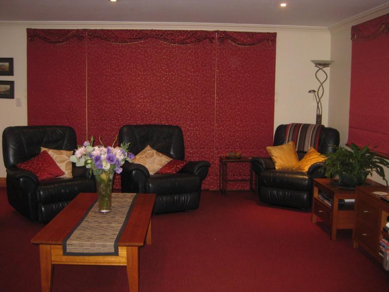 Surrey Hills, VIC - $310