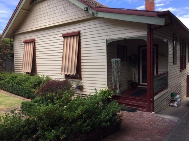 Surrey Hills, VIC - $310