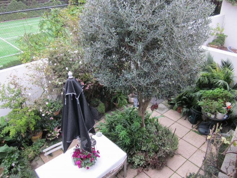 South Yarra, VIC - $350