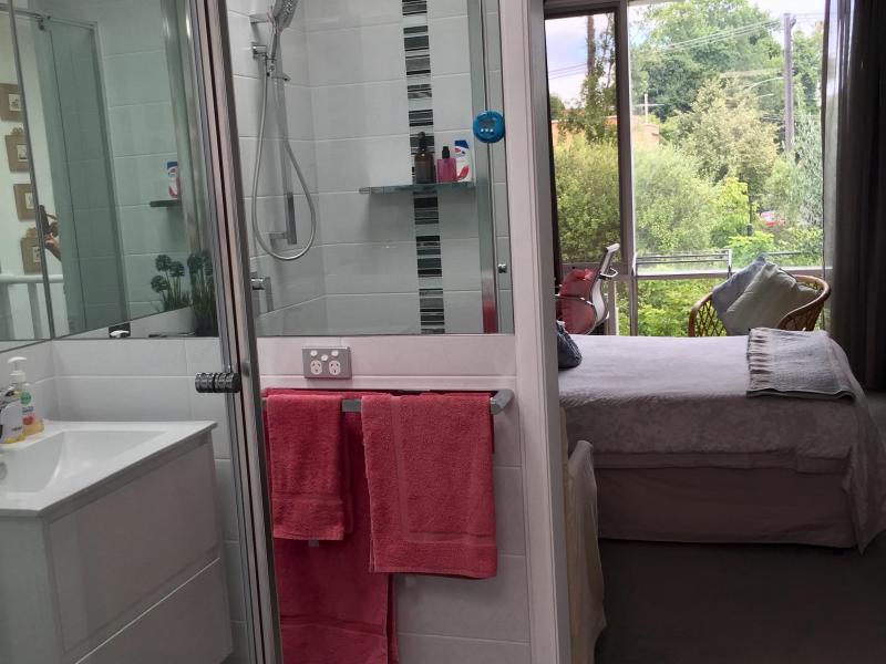 South Yarra, VIC - $350