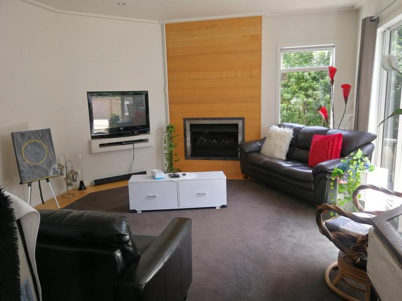 Hamilton, Waikato - $140
