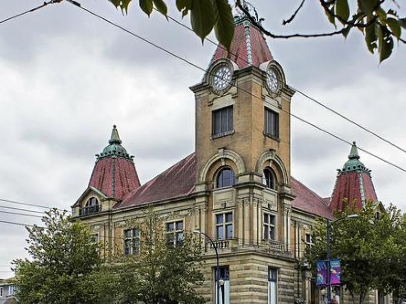 Vancouver, BC - $380