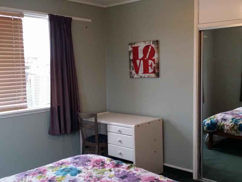 Glen Eden, Auckland - $220